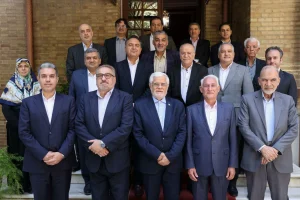 نائب الرئيس الأول: **الحكومة تثق بالقطاع الخاص / الصناعيون هم أعمدة اقتصاد البلاد**