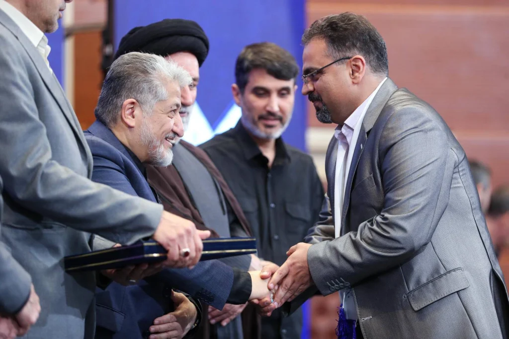 دانشگاه آزاد اسلامی یزد، استان برتر جشنواره فرهیختگان ۱۴۰۵ | دکتر محمد شهوازیان کارآفرین برتر شد