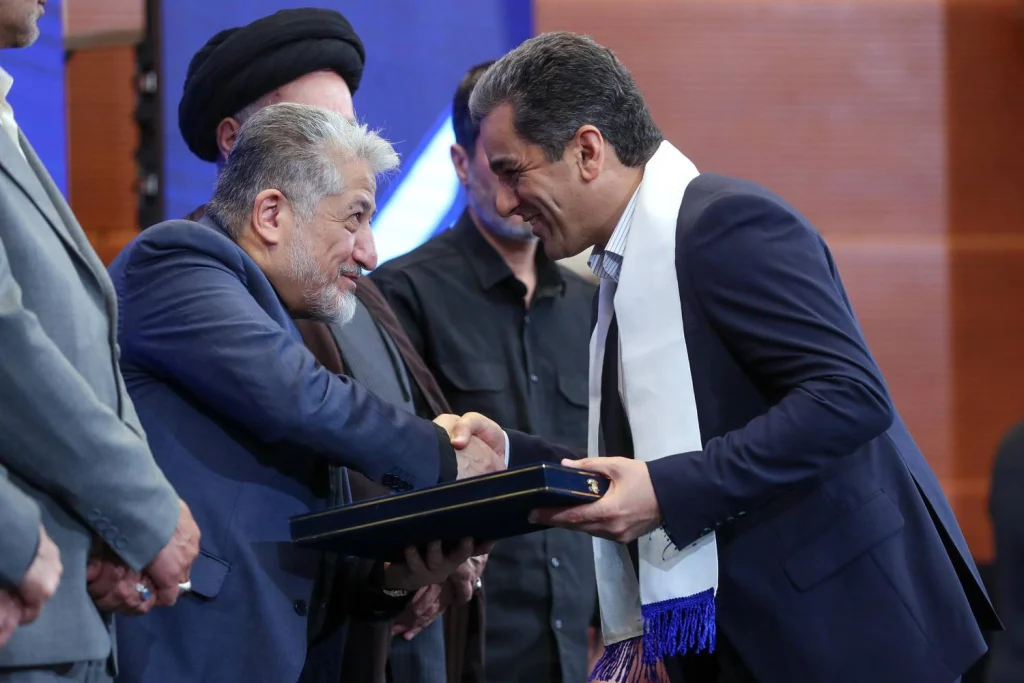 دانشگاه آزاد اسلامی یزد، استان برتر جشنواره فرهیختگان ۱۴۰۵ | دکتر محمد شهوازیان کارآفرین برتر شد
